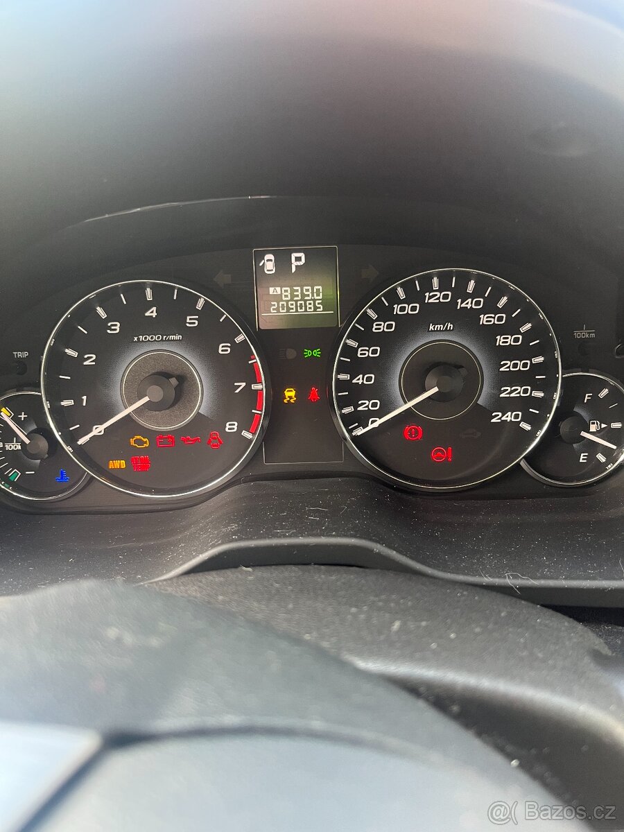 Subaru Legacy 2.5 benzin - 10