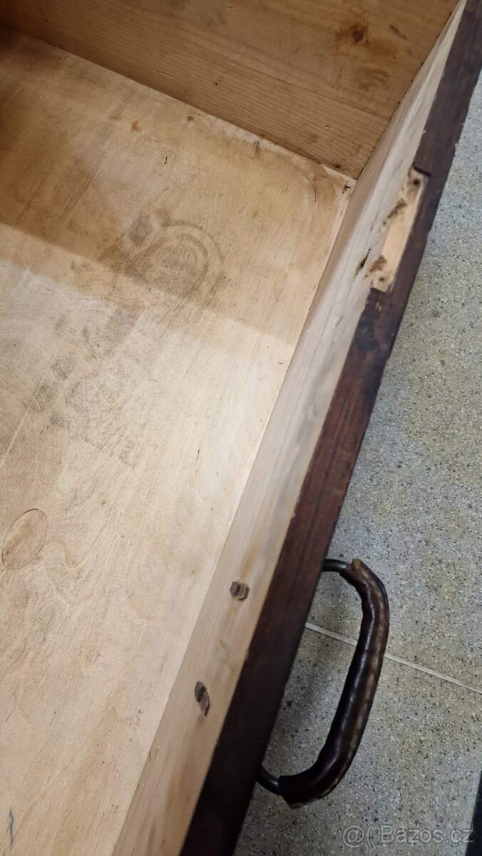 Stará truhla,kufr - 10