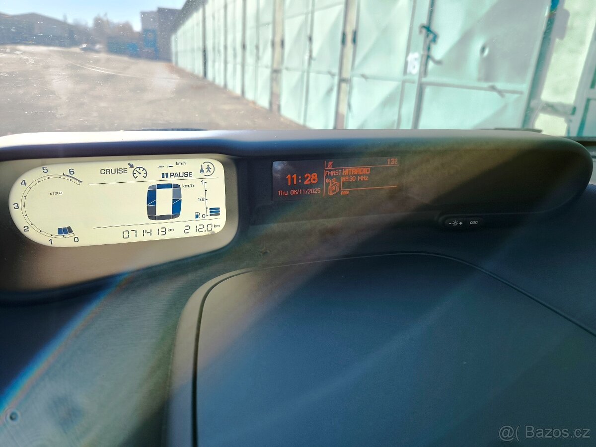 Citroen C3 Picasso 1.6VTi/88kW EXCLUSIVE 1.majitelka,ČR - 10