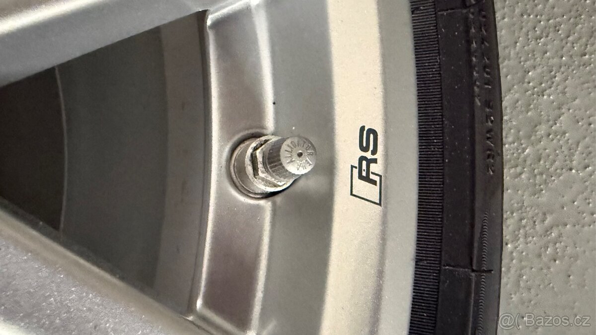 Prodám disky Audi RS3 zimní pneu 5x112 - 10