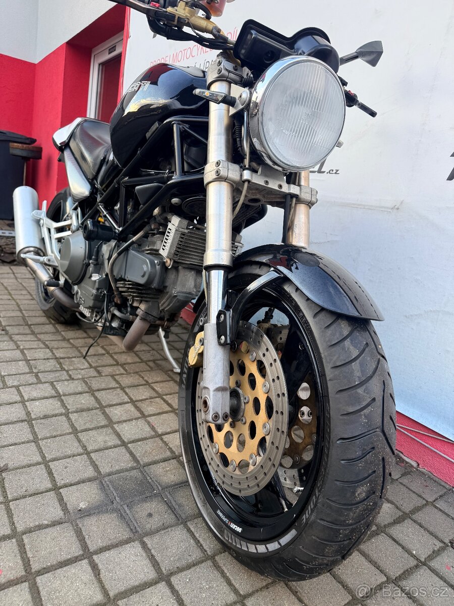 Ducati Monster 900 - 10