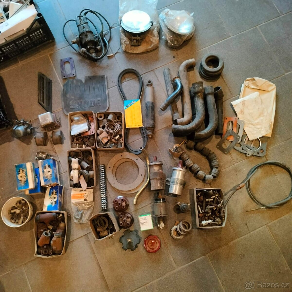 Náhradní díly - 10