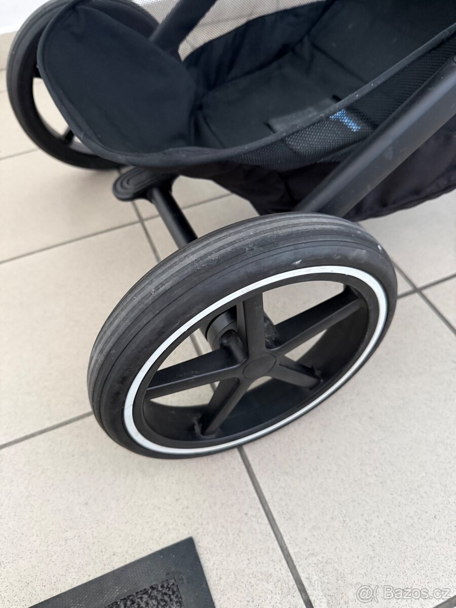 Cybex Balios S Lux 2024 - 10