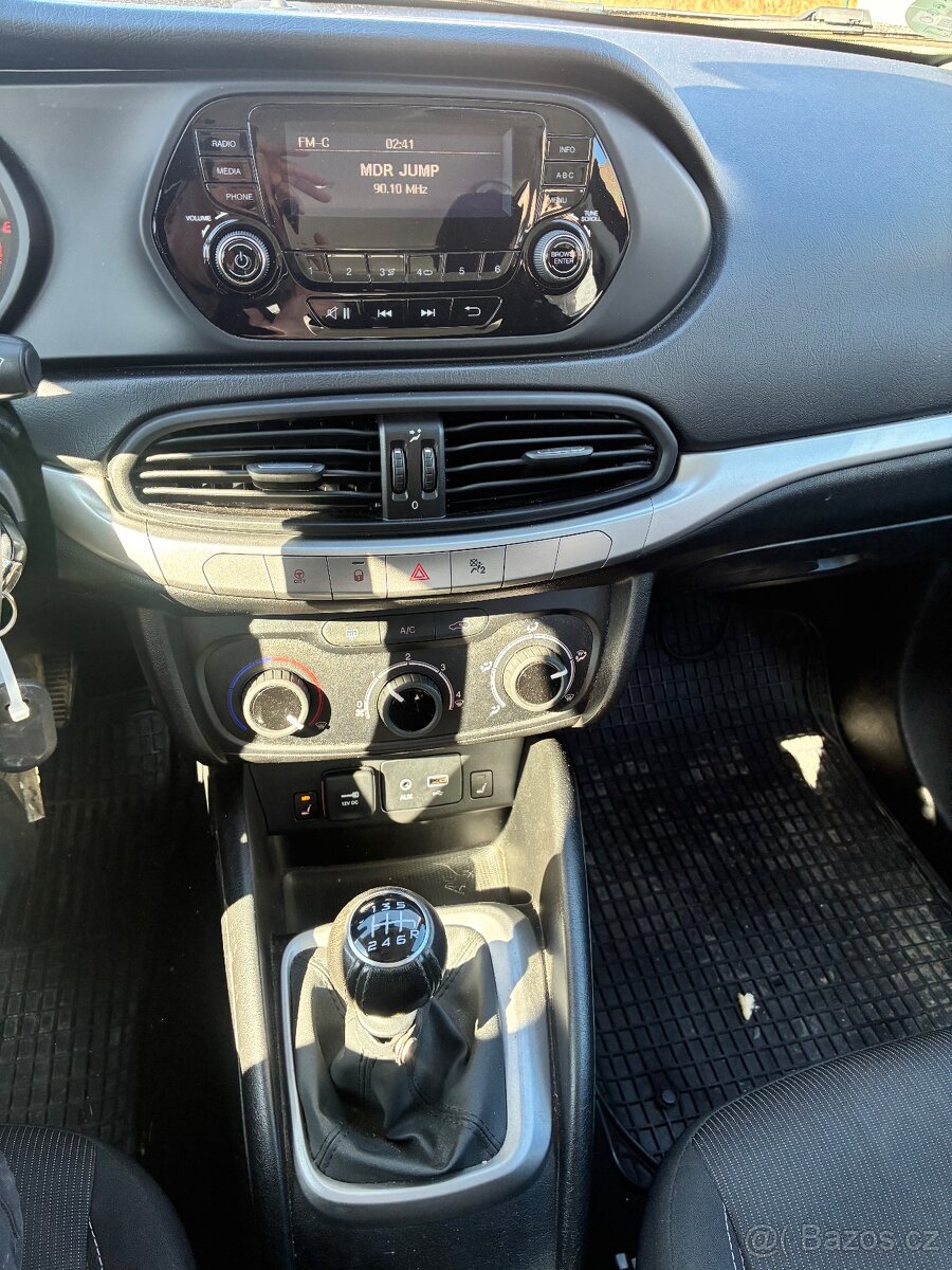 Fiat Tipp 1,4 i 70 kw - 10
