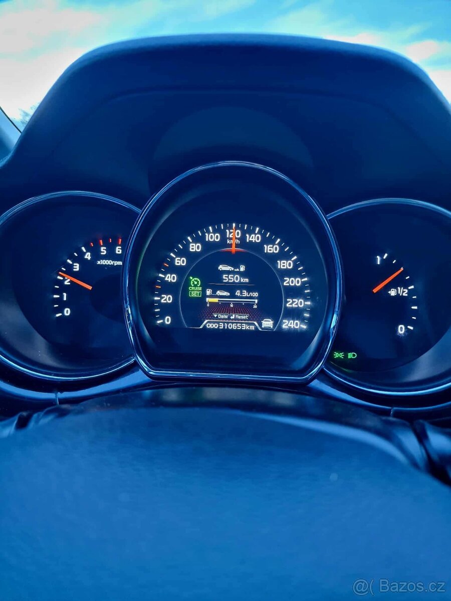 Kia Ceed 1.6 CRDI Facelift 2014 - 10