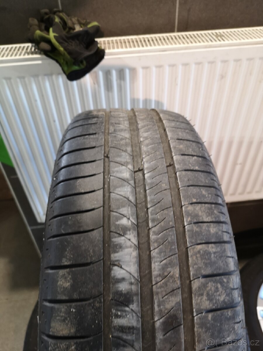 Vw Golf, Caddy alu + letní 205/55/16. - 10