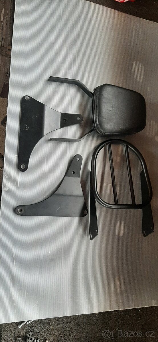 Harley a Yamaha dragstar - 10