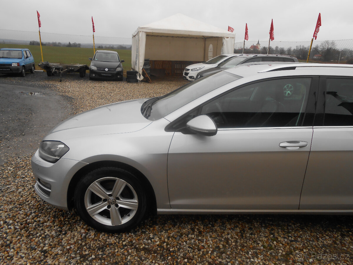 Volkswagen Golf VII 2.0 TDi 110Kw Highline CZ, 1.majitel - 10