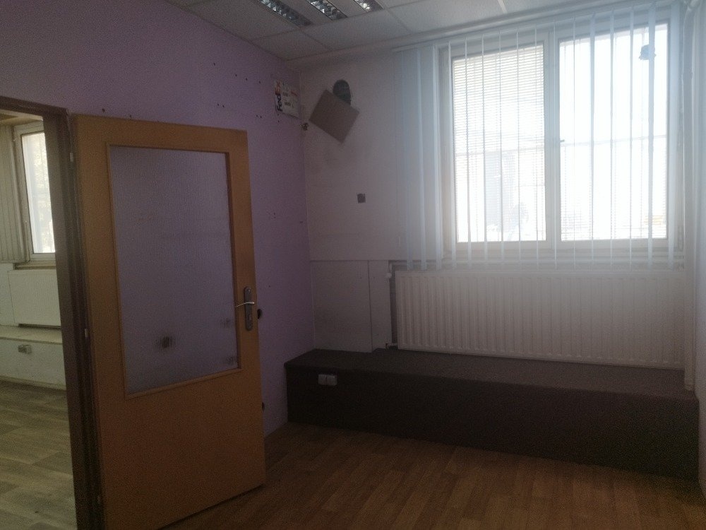 Pronájem kancelářských prostor 65 m², ev.č. 00040 - 10
