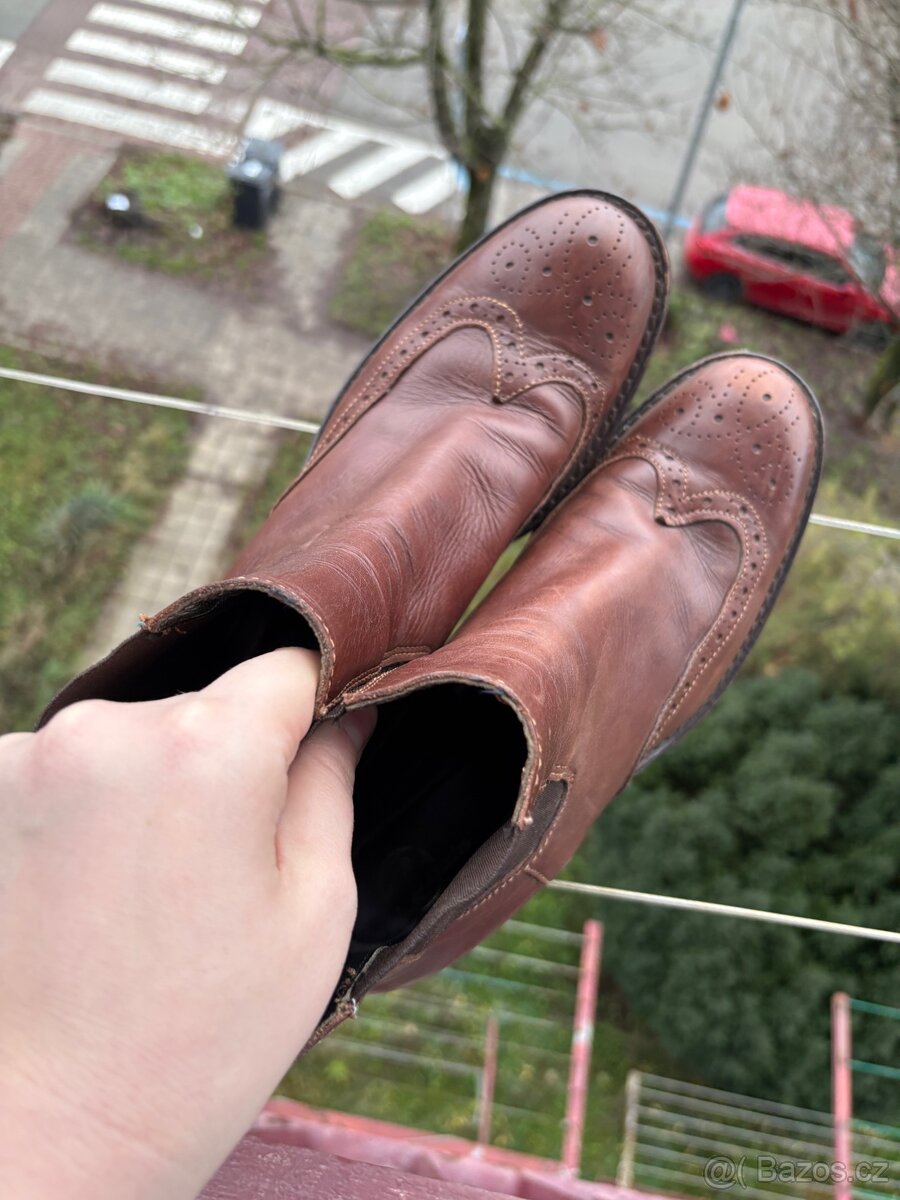 Dámské kožené chelsea boty Baťa (39/40) - 10