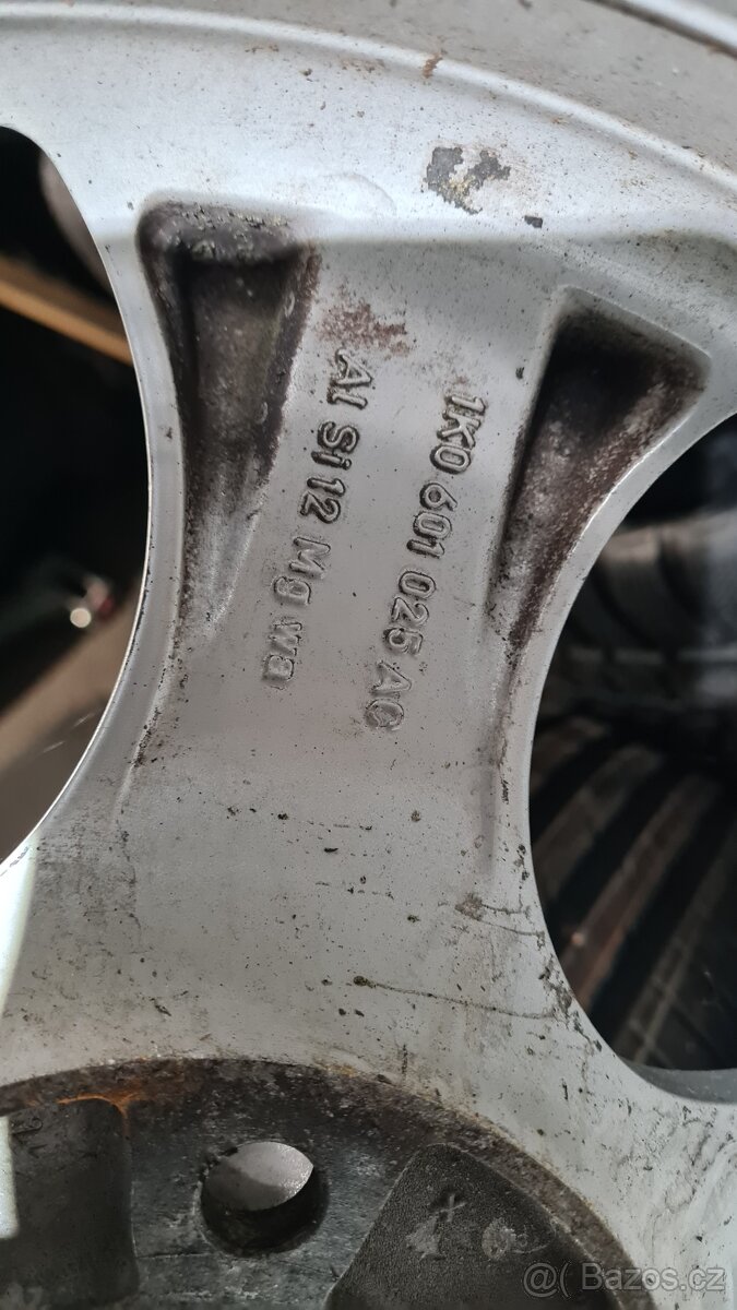 ALU kola R17- 5x112 originál zimní VW GOLF5,6,7,PASSAT,ŠKODA - 10