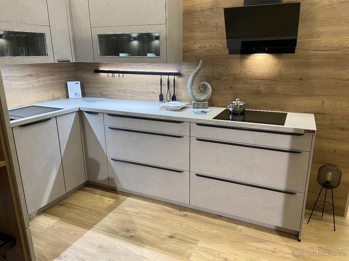 Kuchyňská linka Stone Art - 10