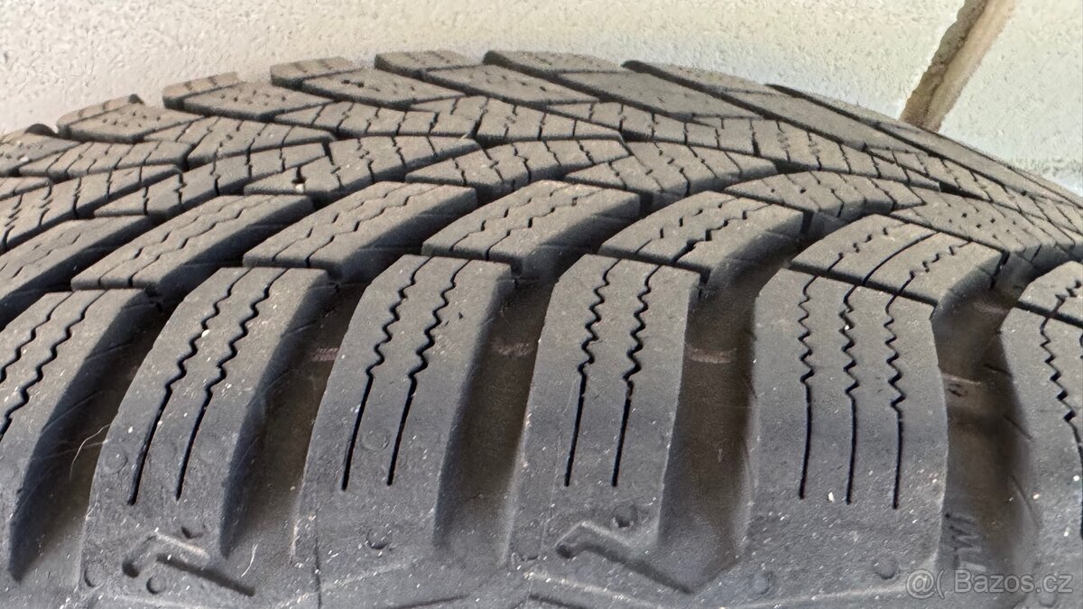 Originály Kola Toyota Yaris - Original zimní set. - 10