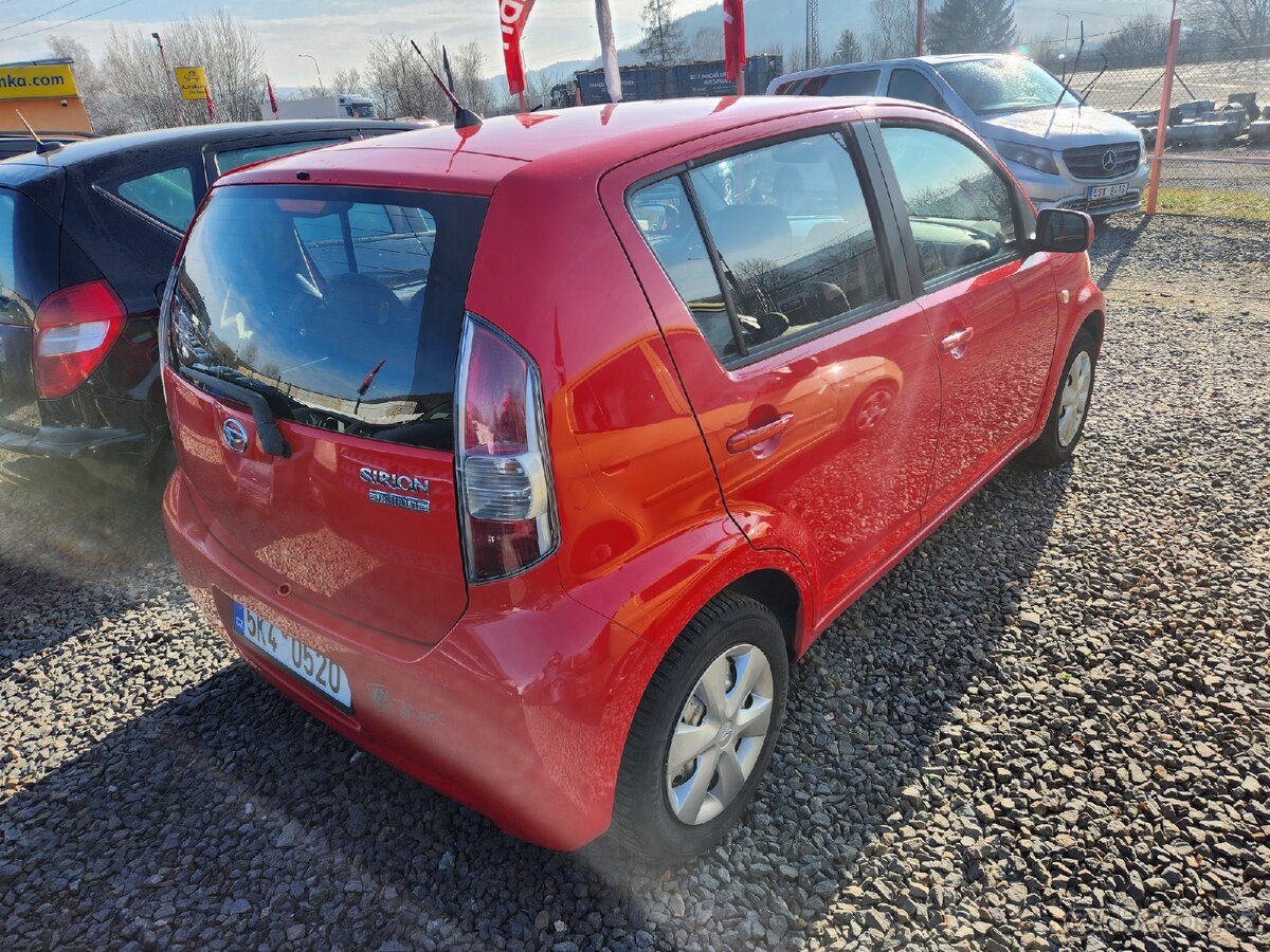 Daihatsu Sirion 1.0i 51 kW - 10