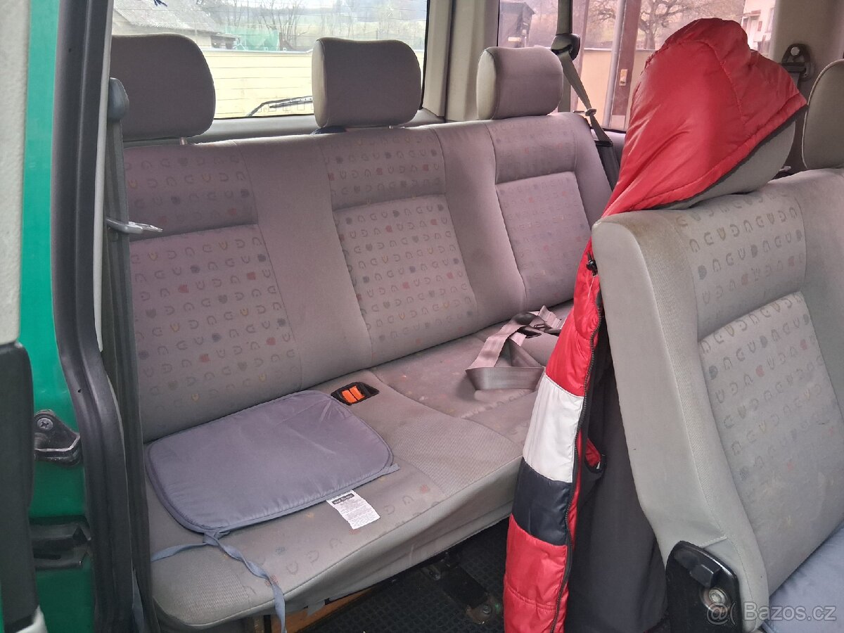 VW Transporter T4 Carevelle 2.5 TDI - 10