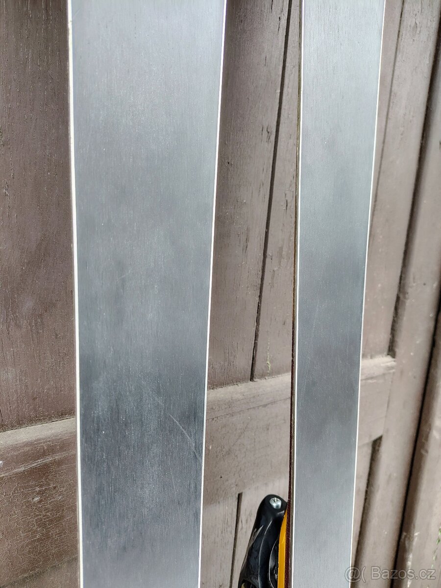 Atomic M2 tron 8.2 - sjezdové lyže, carving - 10