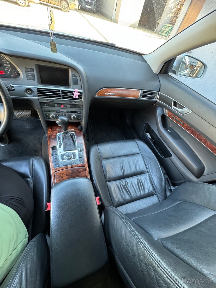 Audi A6 4.2 mpi nepojízdné - 10
