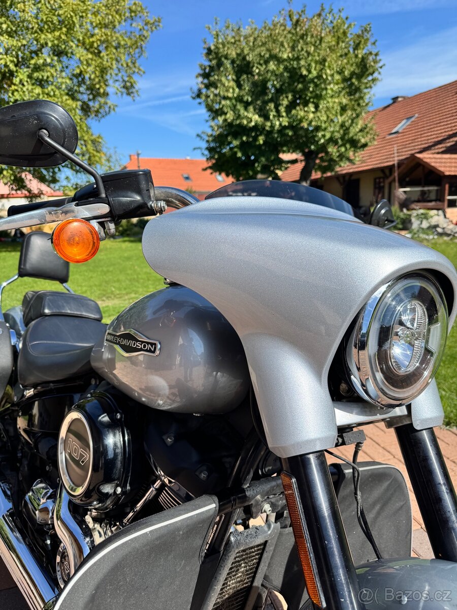 Harley Davidson Softail Sport Glide 107 - 10