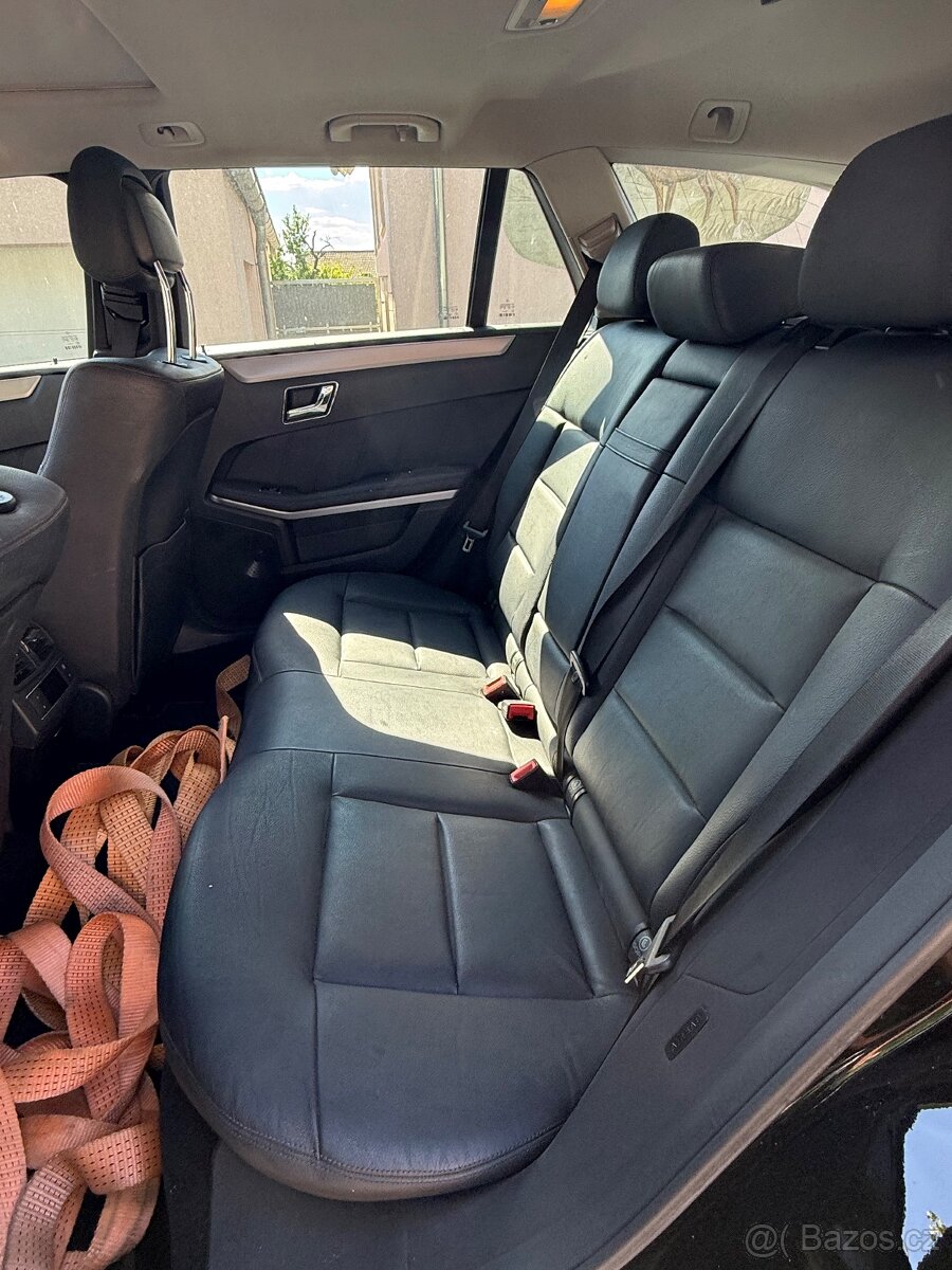 Mercedes benz E212 E350cdi r.v.2011 - 10