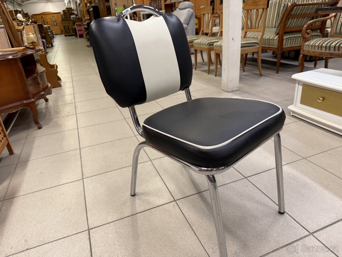 10 kusů chromovaných ,,Amerických" židlí - 10