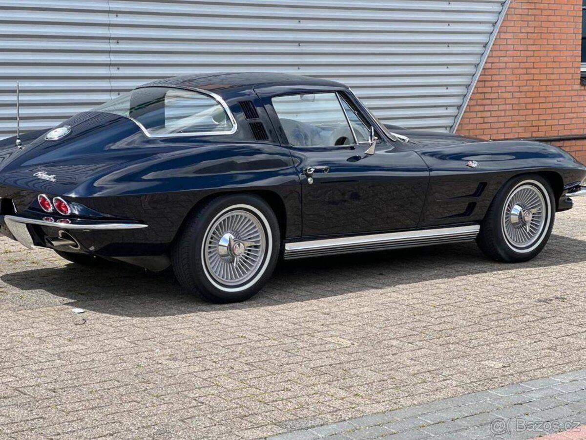 Chevrolet Corvette C2 z roku 1964 - 10