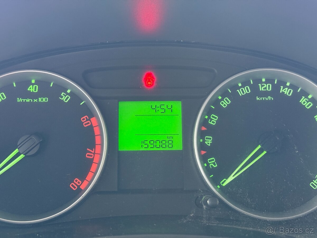 Škoda Fabia 1,2 SPORT 51kW,SERVISKA - 10