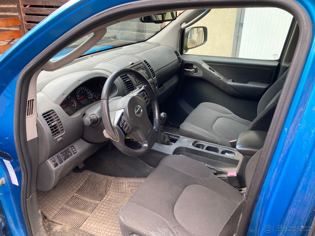 Nissan Navara D40 - 10