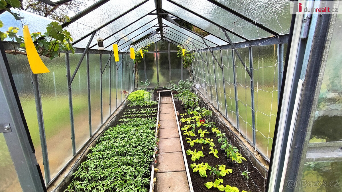 Vesnická usedlost - statek ve výborném stavu 281/3071 m2 - 10