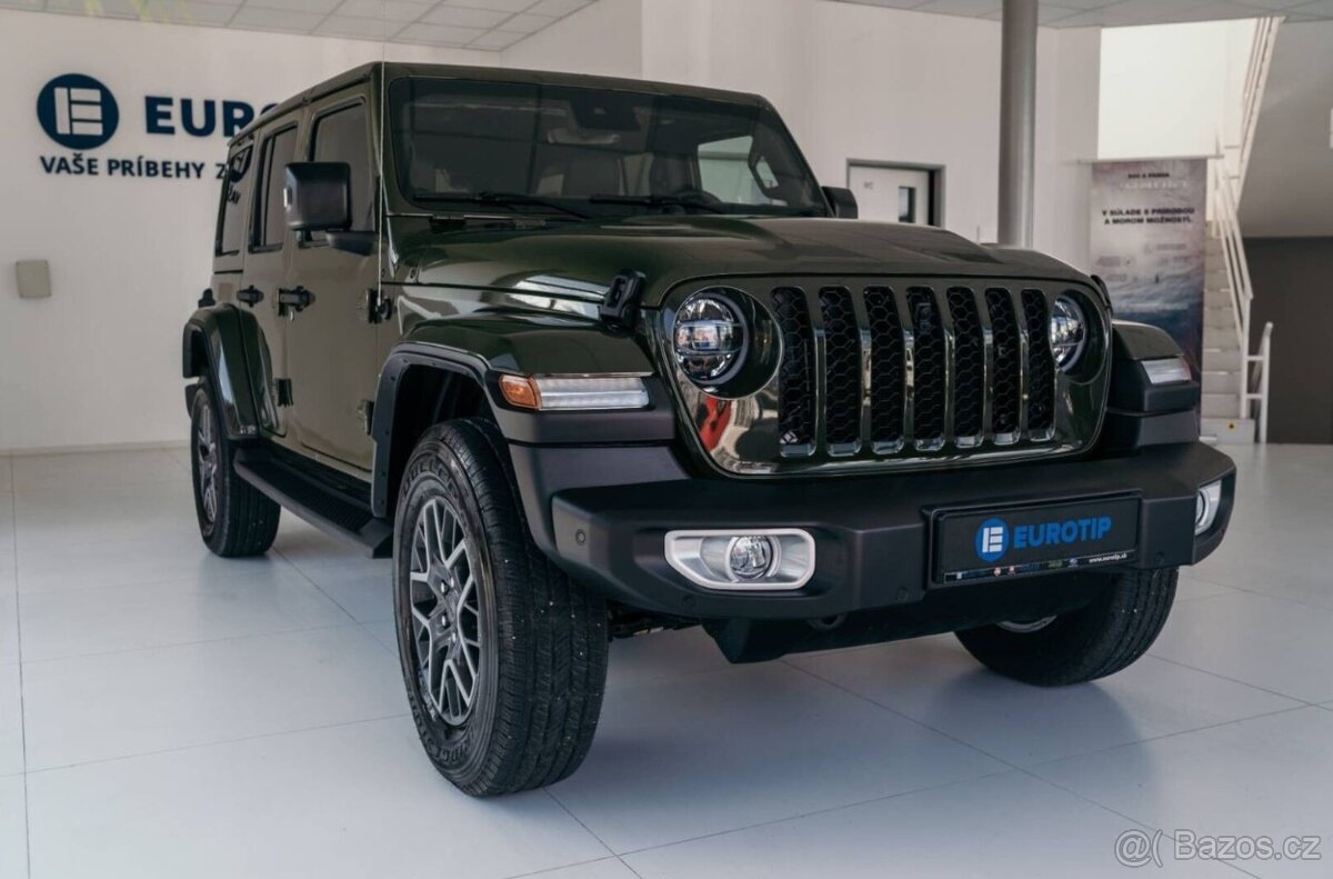 Jeep Wrangler - 10