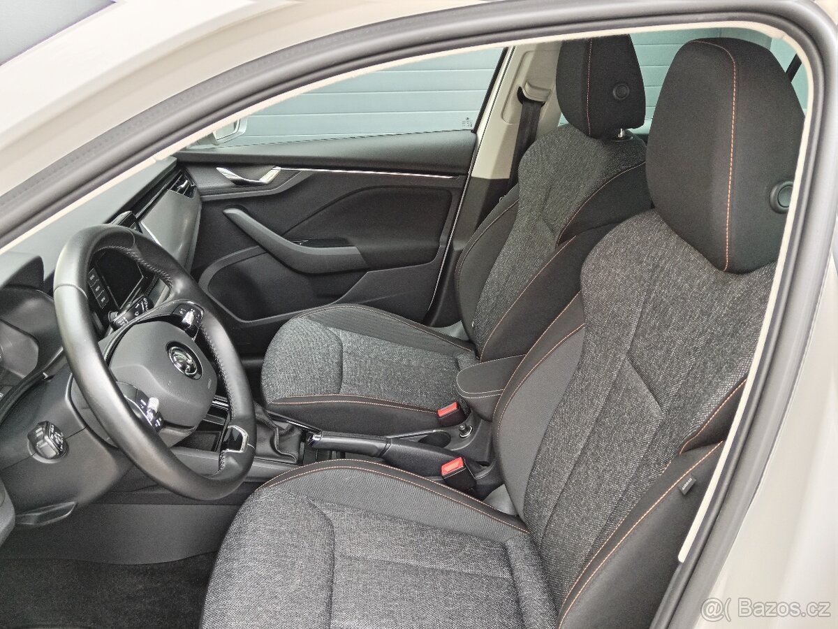 Škoda Kamiq 1,0 TSi Style, r.v. 2022 - 10