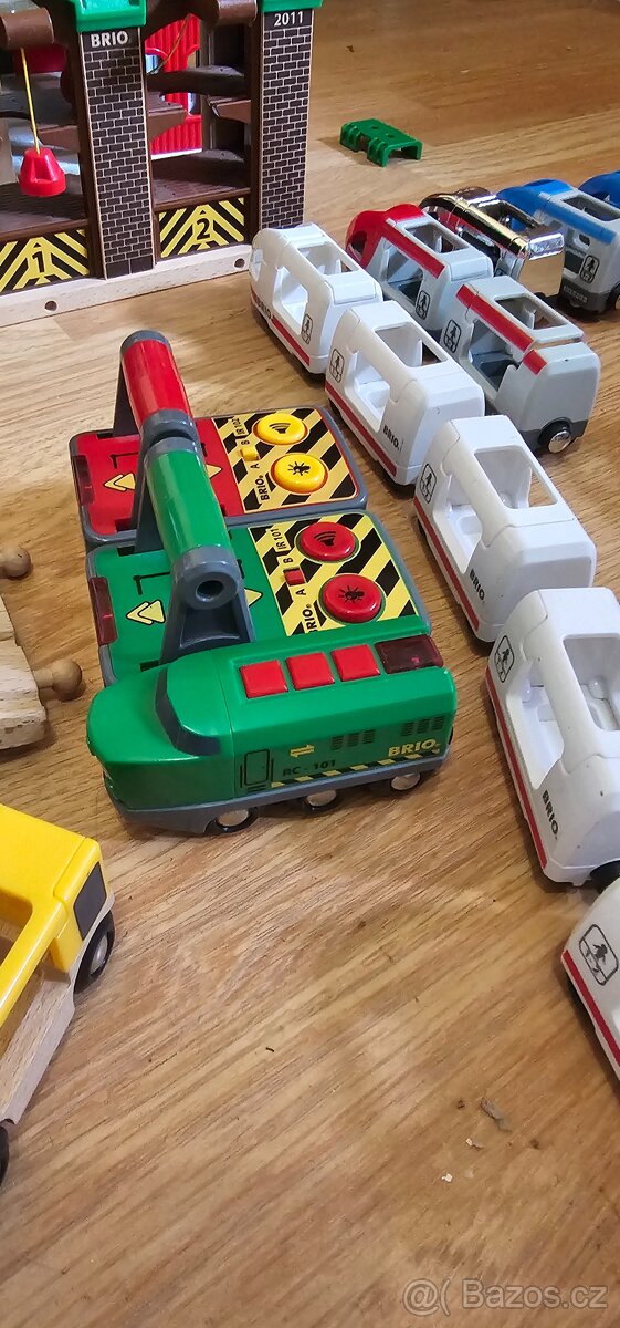 BRIO velka vlackodraha sleva - 10