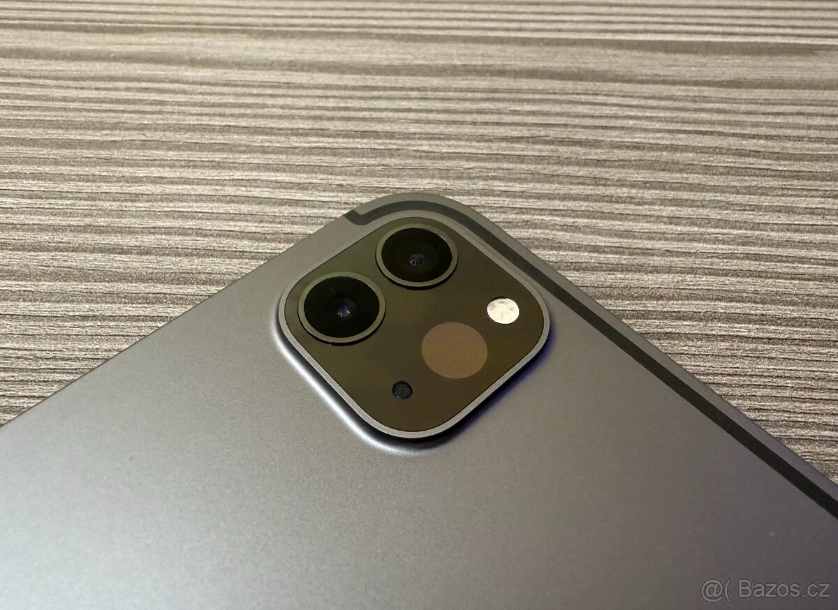 Apple iPad Pro 12.9" 2021 M1 256GB Cellular šedý - 10