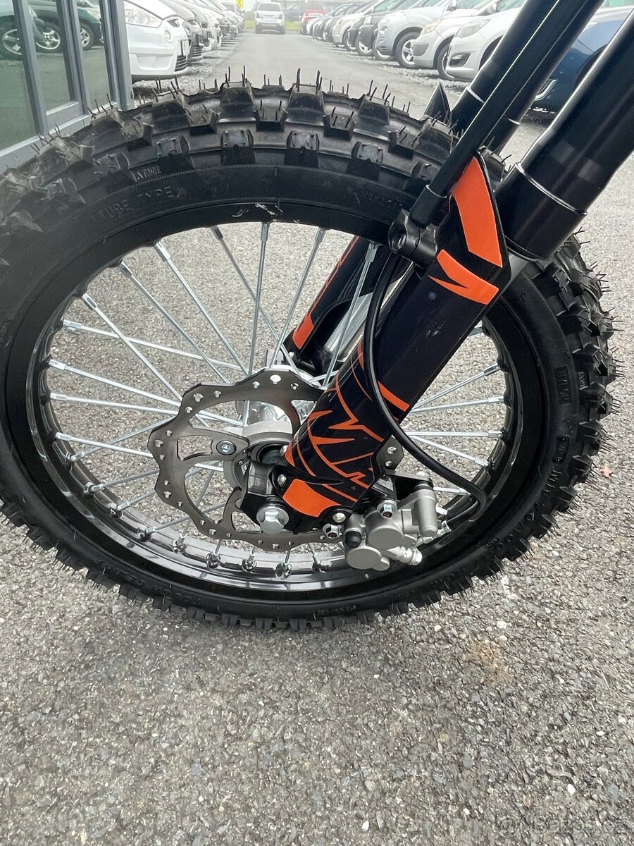 Pitbike Zuumav K3 140cc 17/14 - oranžová - 10