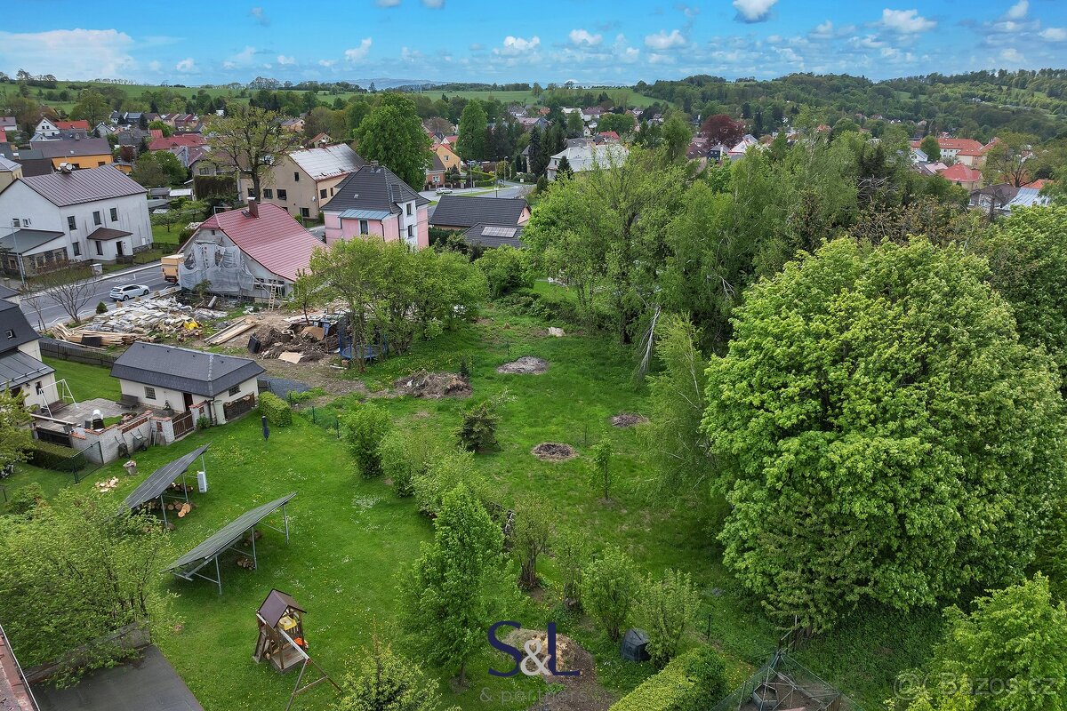 Pozemek připravený k výstavbě v klidné části Kamenického Šen - 10