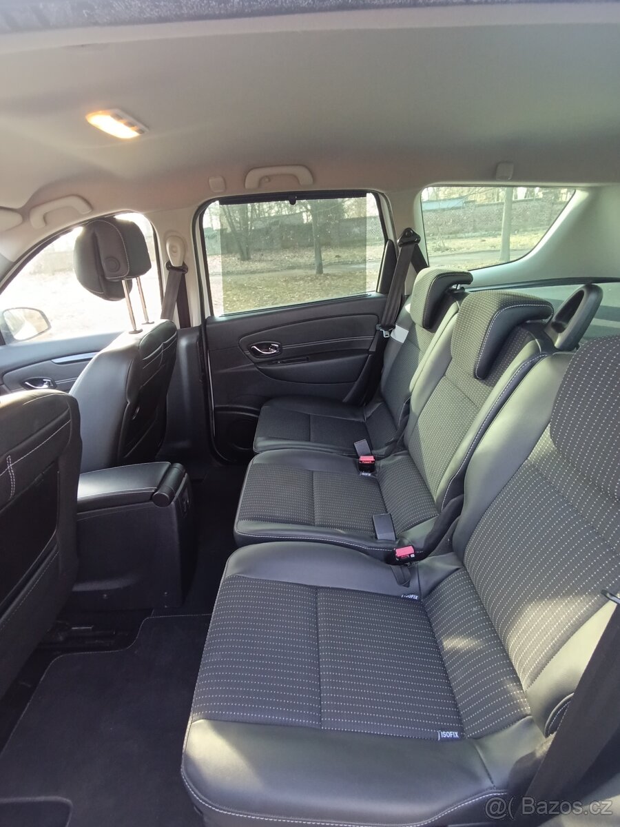 Renault Grand Scénic 1.5 dCi 81 kW - 10