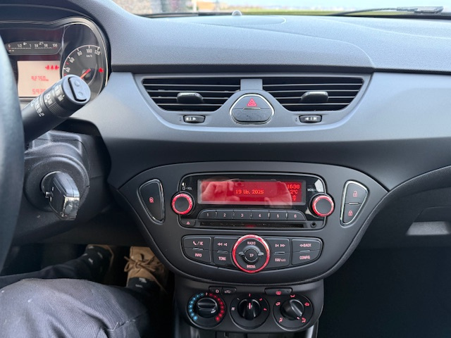 Opel Corsa 1,2 první maj, r.v2016, serv. knížka, 59000km - 10