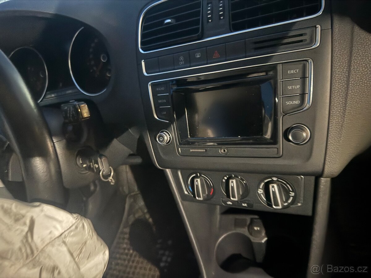 Prodám náhradní díly vw polo 6R - 10