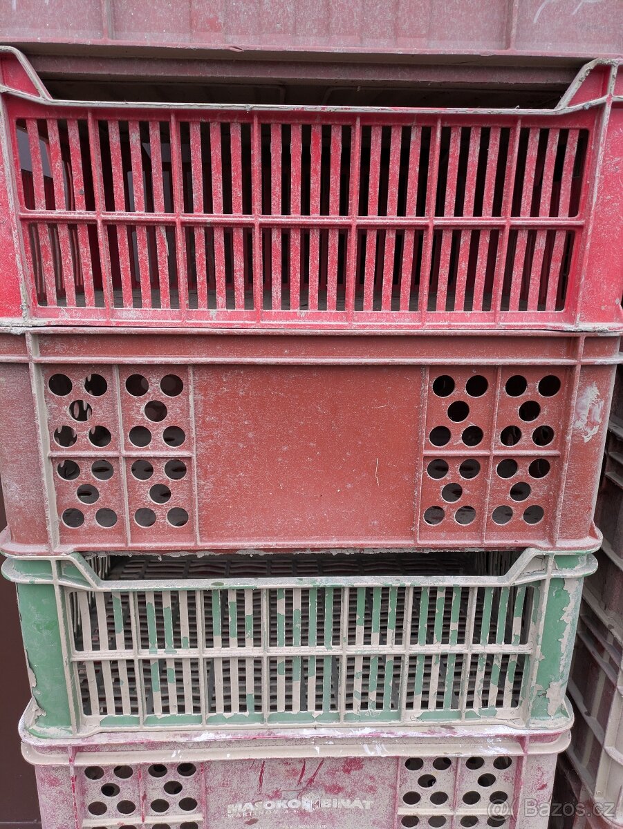 Soubor 19 kusů přepravek - 10