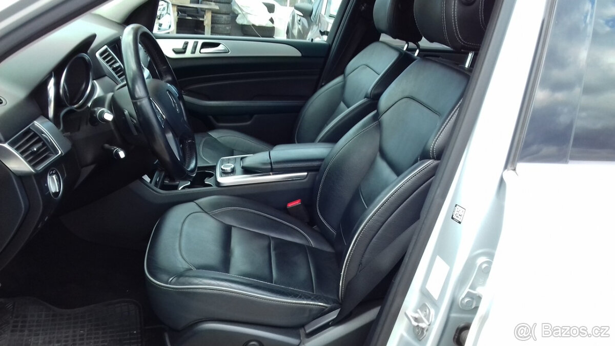 Mercedes ML 350 CDI Bluetec 4Matic - 10