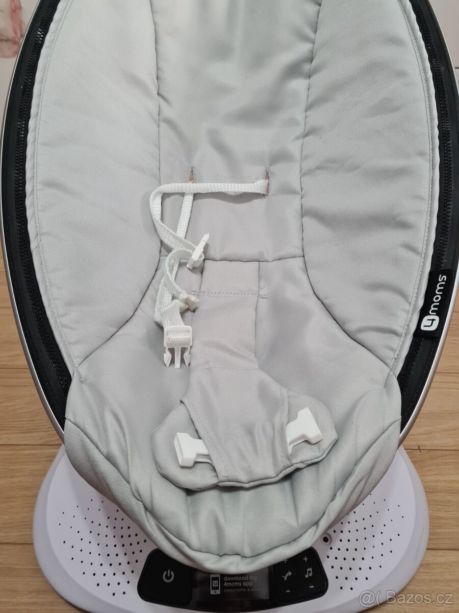 4moms Lehátko mamaRoo 5.0 - Classic Grey včetně vložky - 10