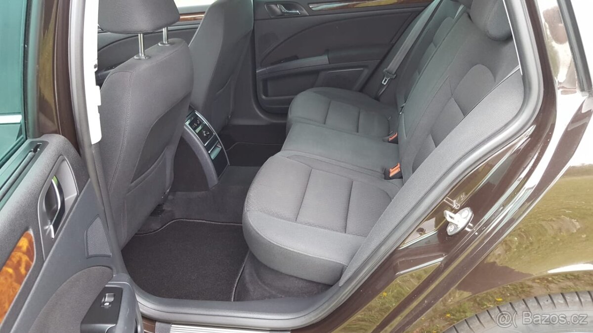 Škoda Superb Combi - 10