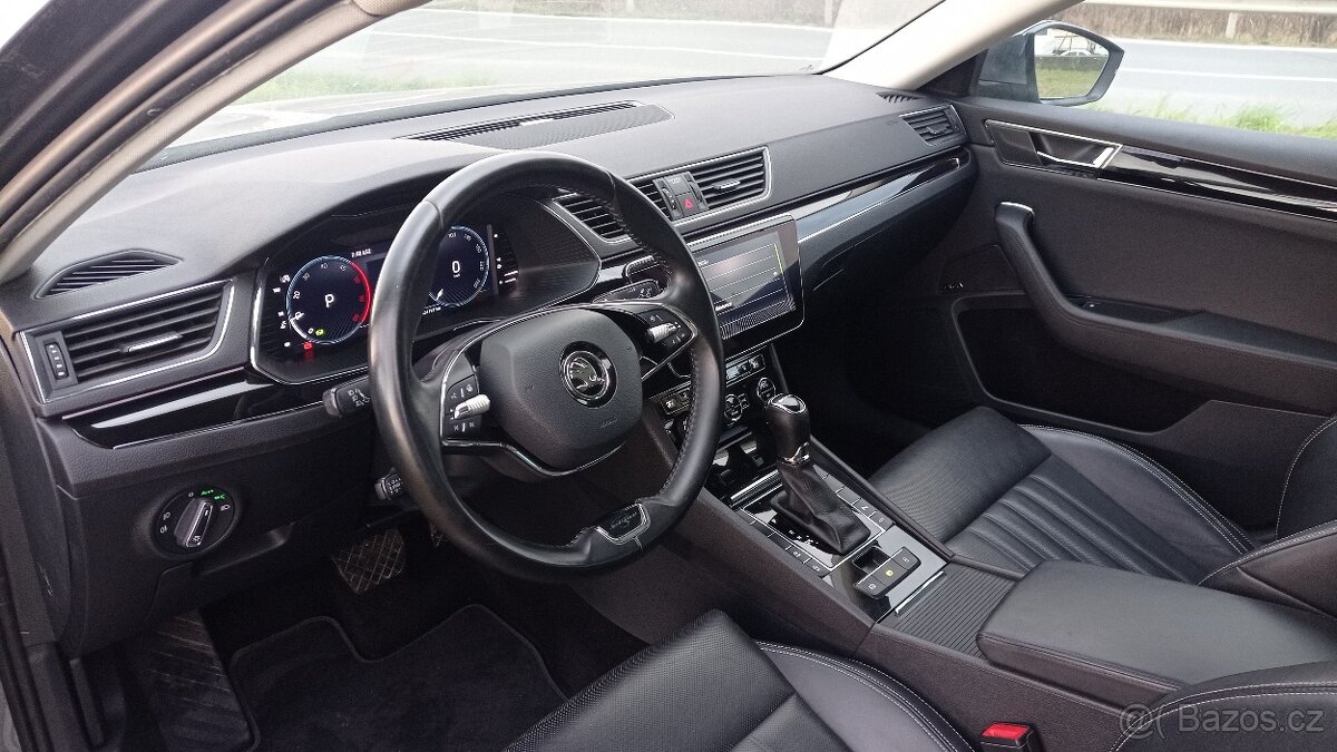 Škoda Superb, 2,0 TDi Laurin & Klement DSG - 10