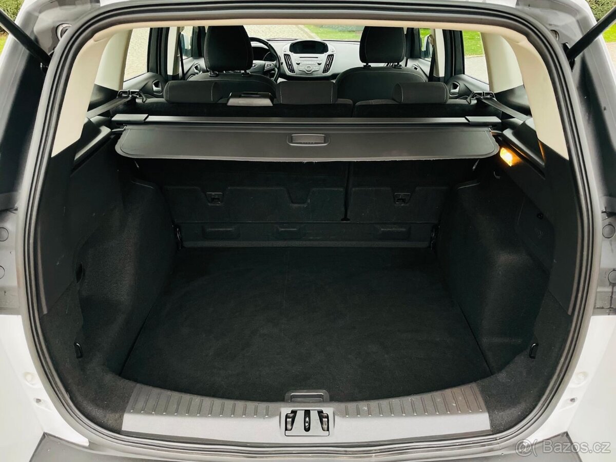 Ford Kuga 2.0TDCi 110KW MANUÁL FACELIFT SENZORY 2WD - 10