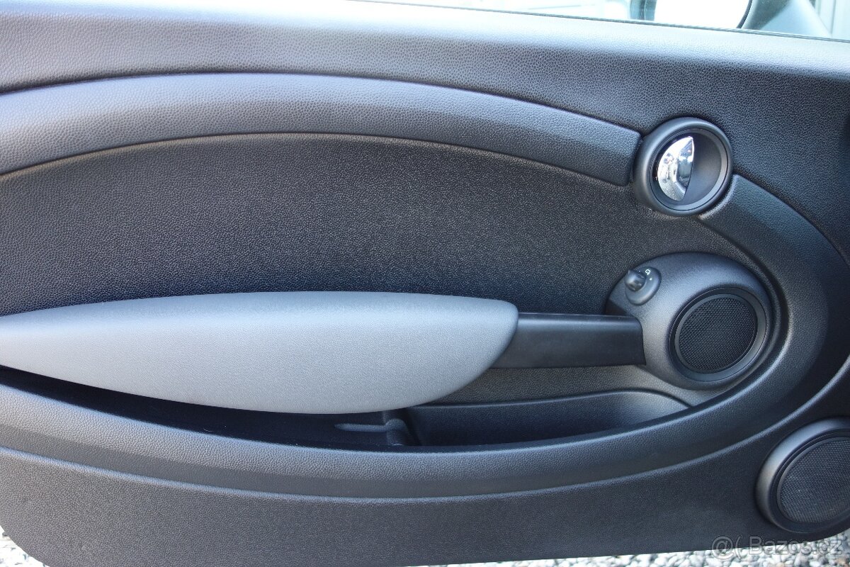 MINI One 1.4 70kW klima 2008 - 10