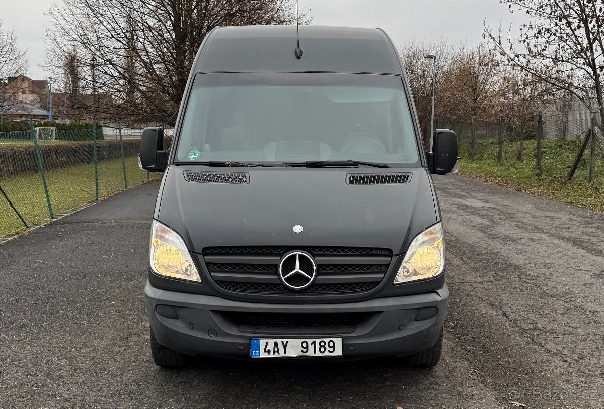 Mercedes Sprinter, 9 míst, nafta, automat cena je včetně DPH - 10