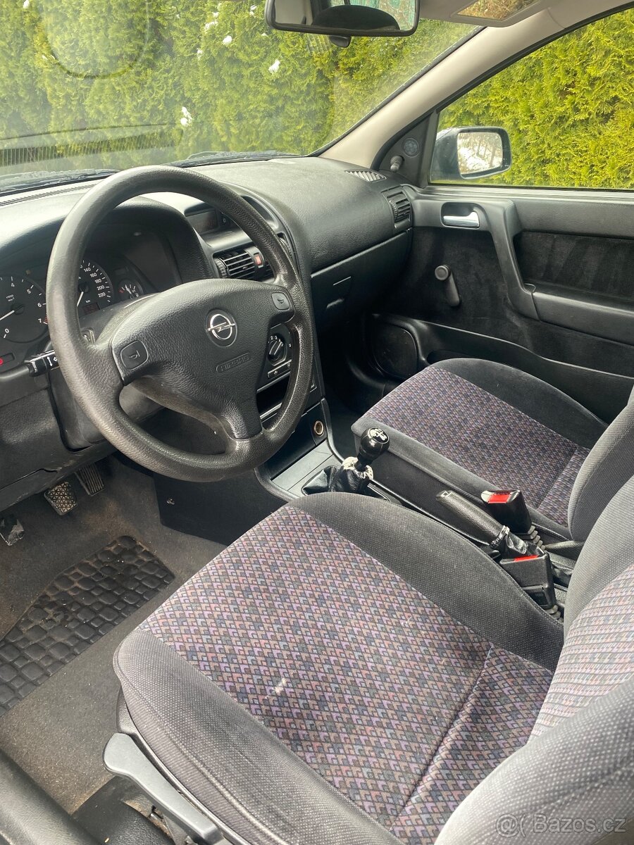 Opel Astra G 1.4i 66kw rok 2000 STK 08/2026 Euro3 původ ČR - 10