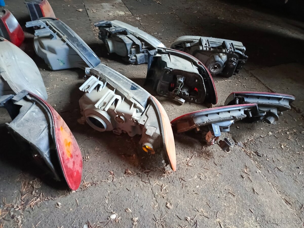 svetla na Hodna Civic EG - 10