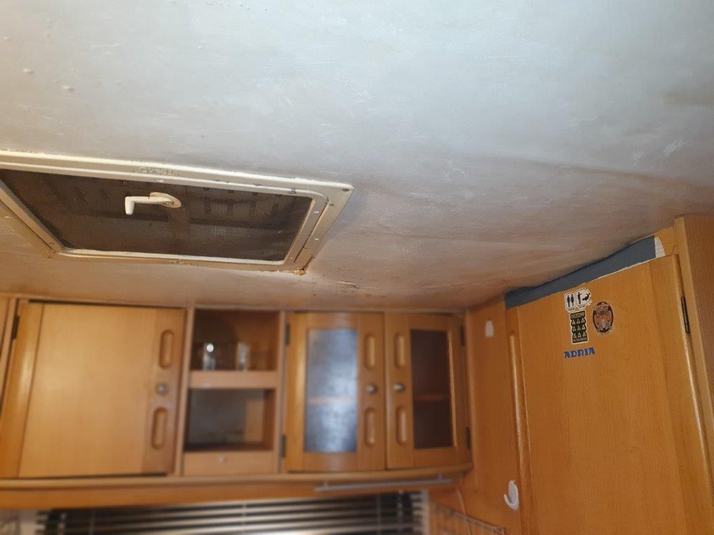Karavan Adria 480 bez TP-SPZ - 10