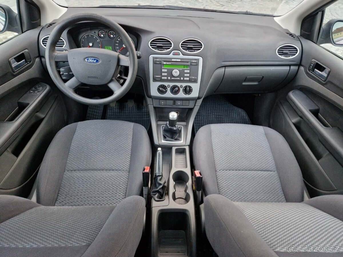 Ford Focus 1.6i STK na 2 roky - 10
