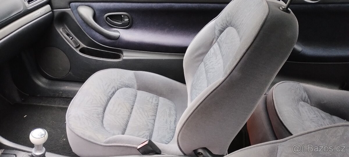 Peugeot 406 coupe - 10